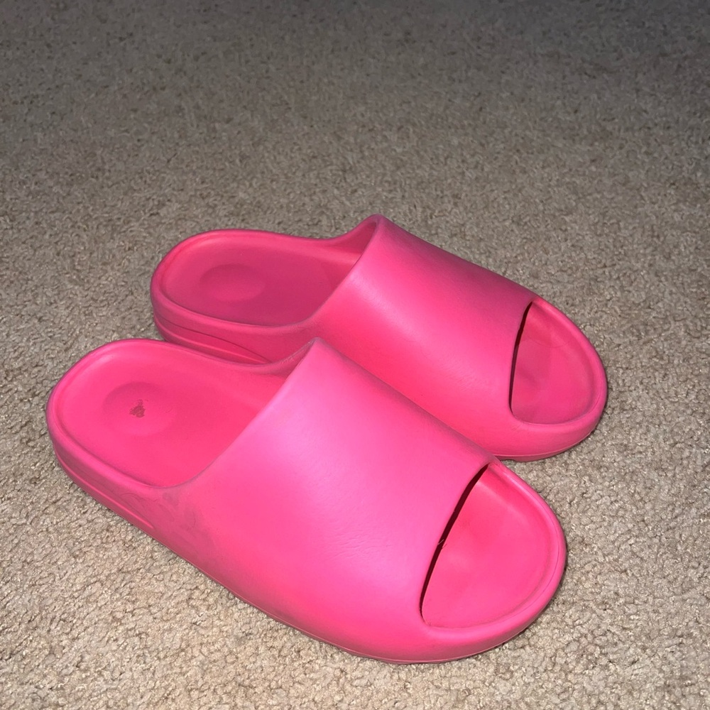 Pink Slides - Picture 2 of 5